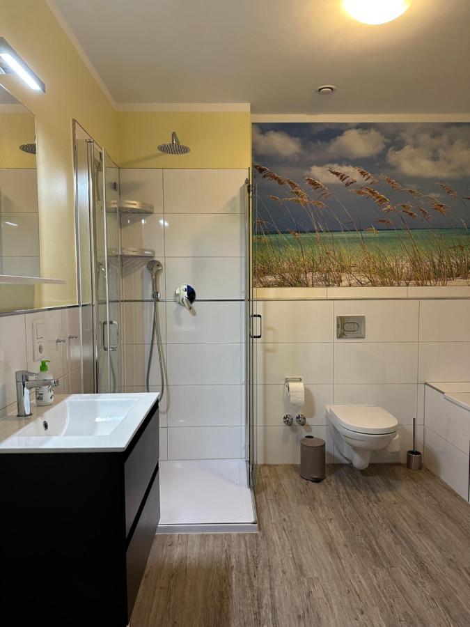 Am Kleinen Muehlenteich - Zentrale Ruhige Lage Mit Parkplatz Und Fahrraedern Apartment Flensburg Exterior foto